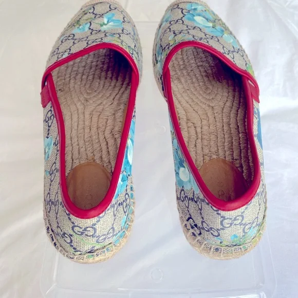 Gucci Women's Floral Espadrilles - Blue and Red - Picture 2 of 9